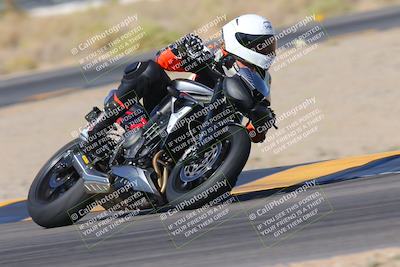 media/Nov-06-2023-Moto Forza (Mon) [[ce023d0744]]/3-Intermediate Group/Session 3 (Turn 16)/